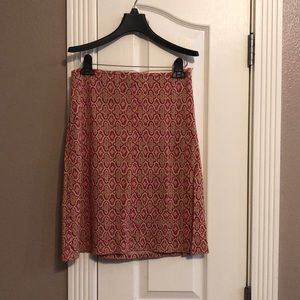Slight a-line Ann Taylor pink patterned skirt